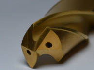 spiral drill with internal cooling